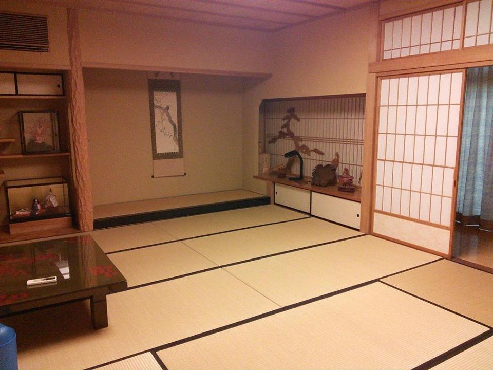 Affittacamere Tomiya Ryokusuian Sado-Taiken Esterno foto