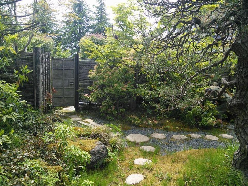 Affittacamere Tomiya Ryokusuian Sado-Taiken Esterno foto