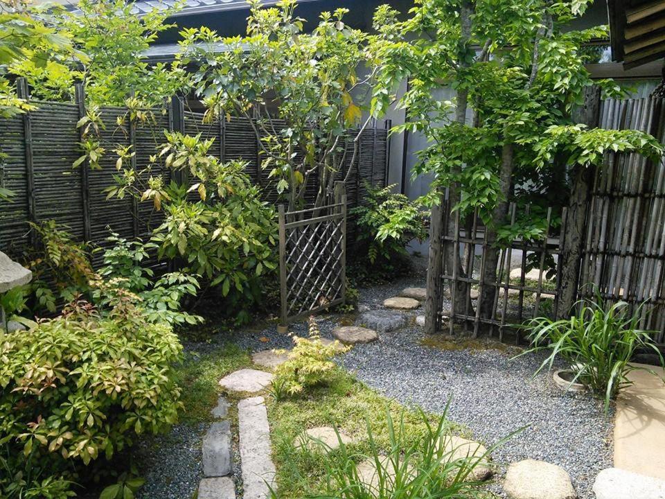 Affittacamere Tomiya Ryokusuian Sado-Taiken Esterno foto