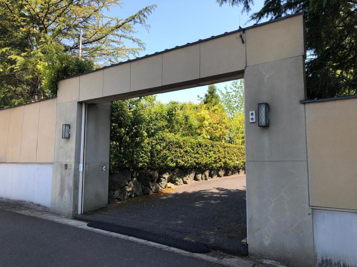 Affittacamere Tomiya Ryokusuian Sado-Taiken Esterno foto